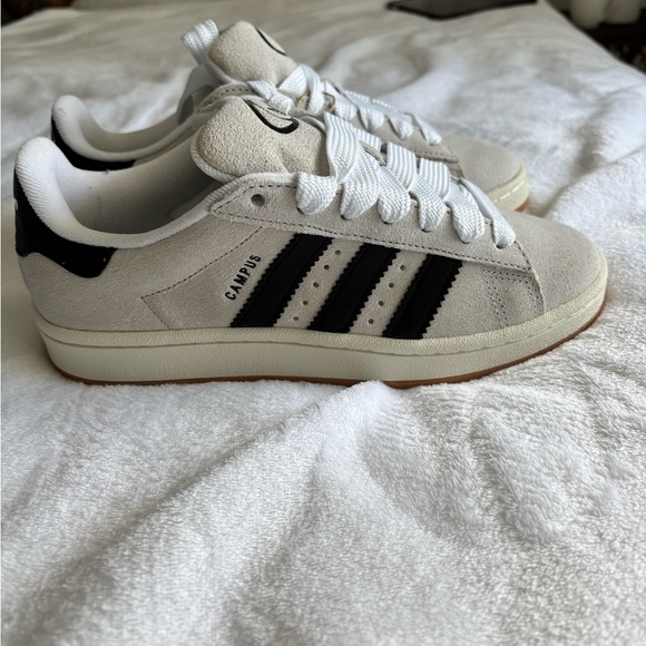 Brand new adidas with the box - Picture 2 of 3